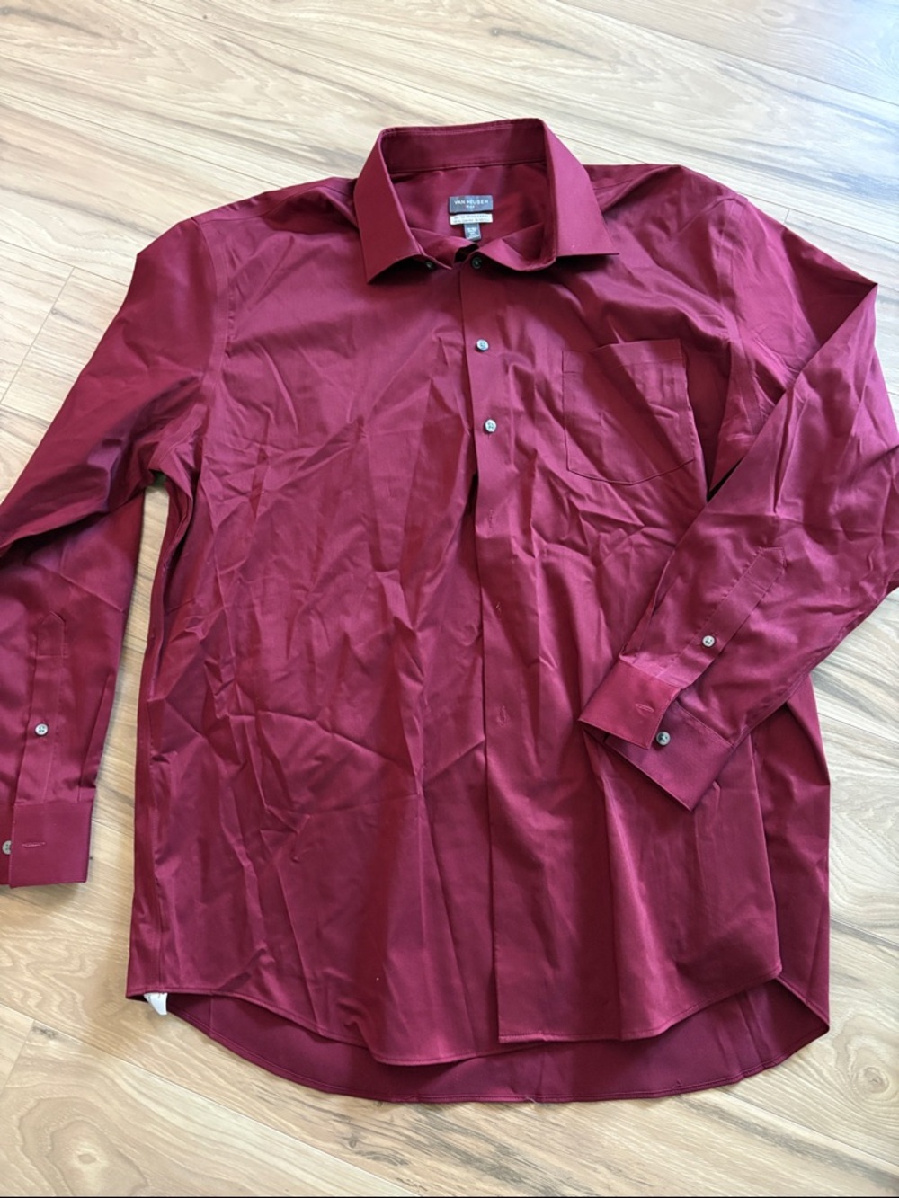 Van Heusen Men's Dress Shirt in Burgundy